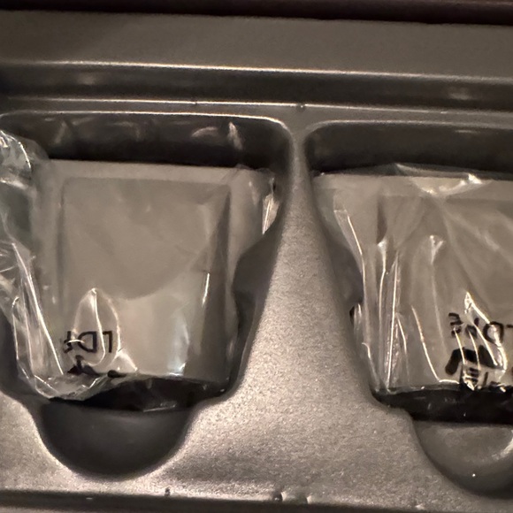 Drybar Buttercup Yellow Blow Dryer - Picture 5 of 6